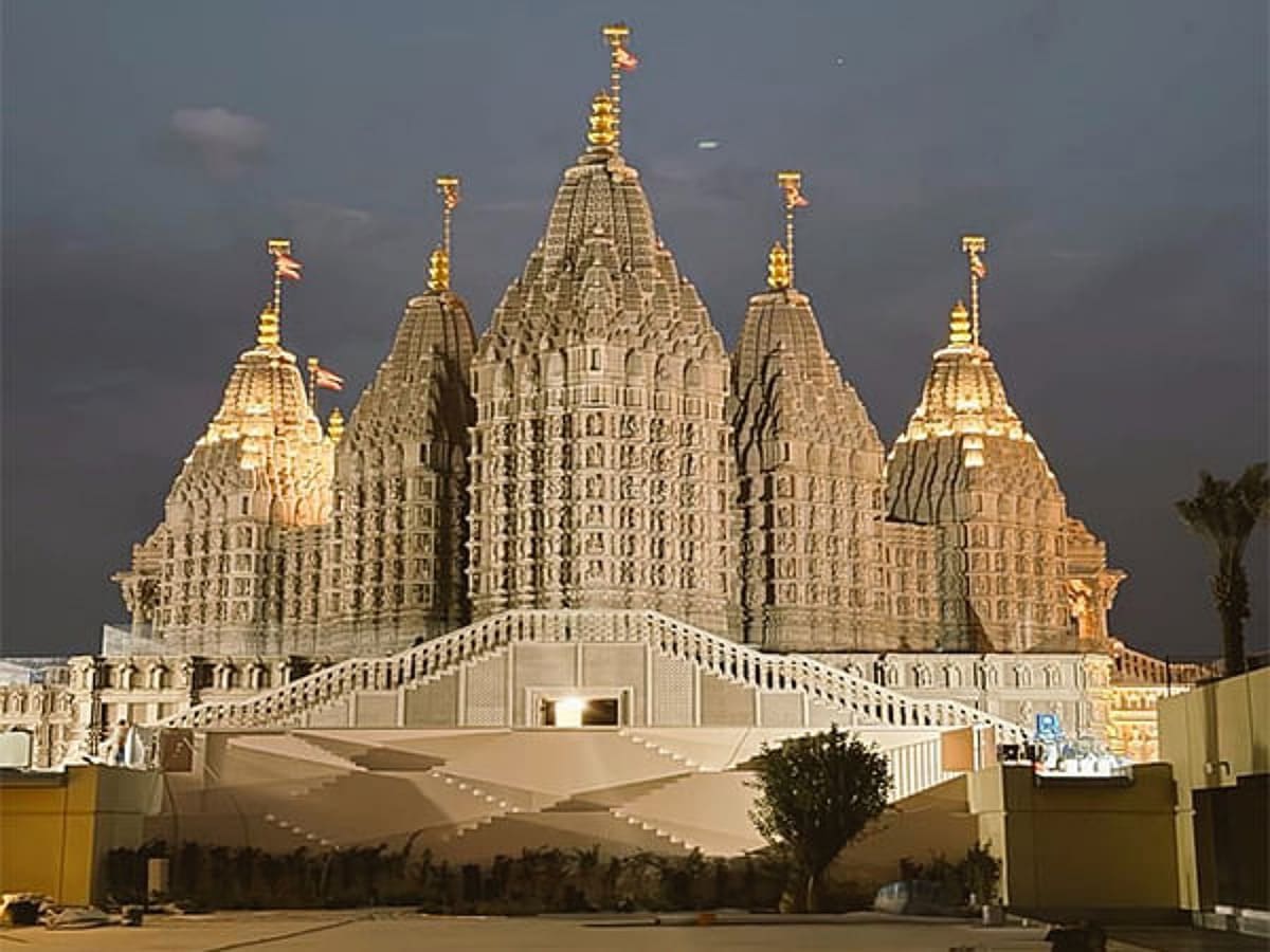 UAE: Abu Dhabi&#39;s first Hindu stone temple opens for public