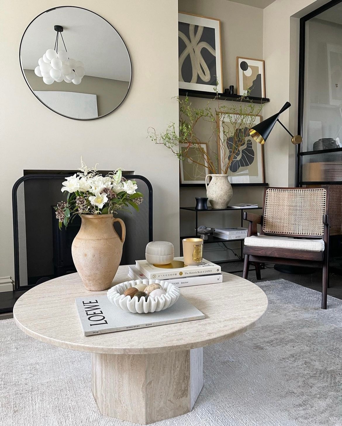 15 Beige and Black Living Room Ideas For An Elegant Contrast - Sleek-chic Interiors