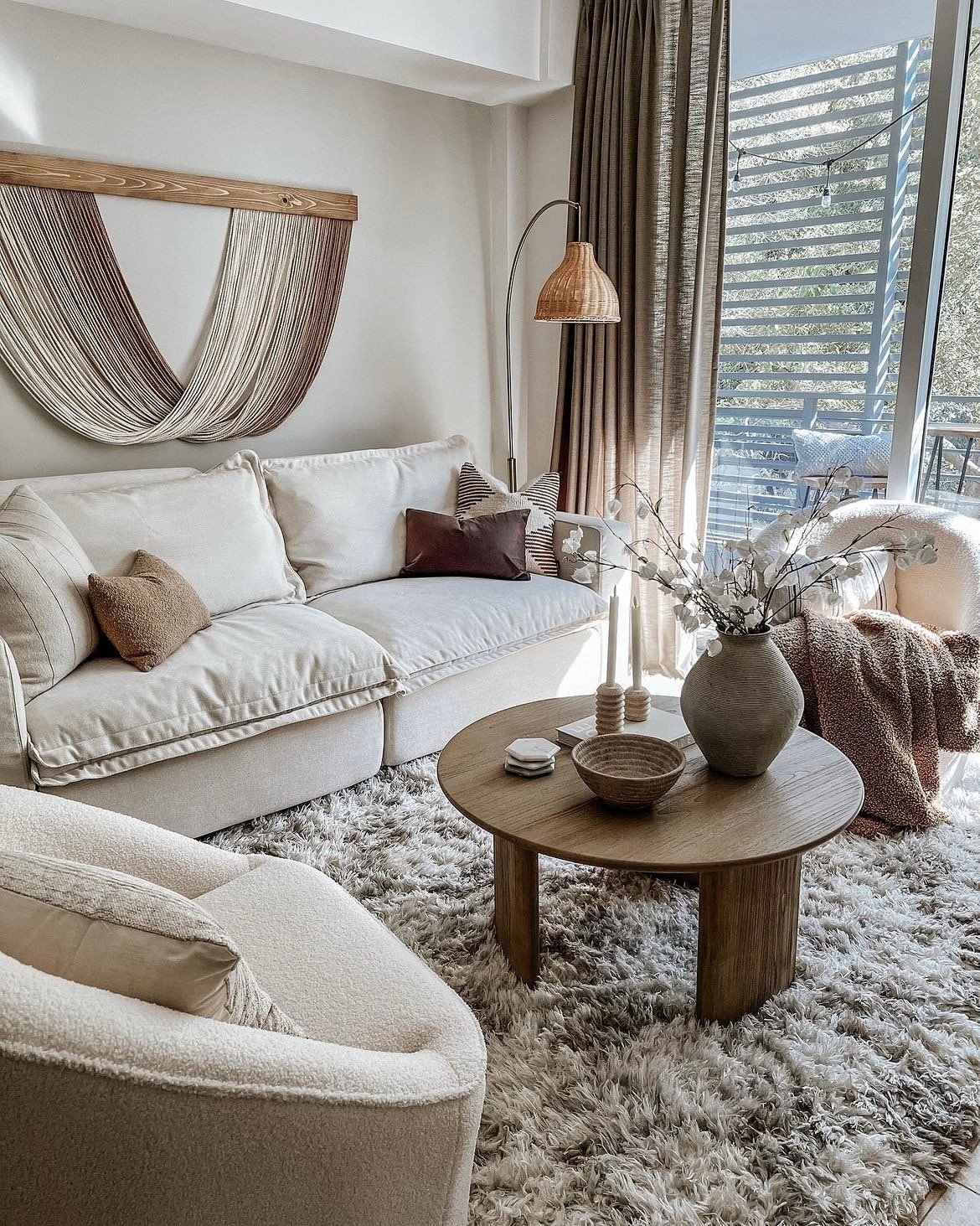 25 Stunning Earthy Living Room Ideas For A Warm, Cosy Space - Sleek-chic Interiors