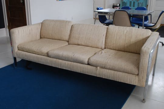 Ganti Kulit Sofa Depok