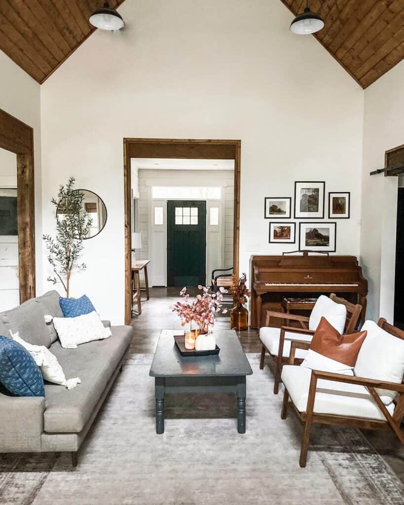 21 Vaulted Ceiling Living Room For Every Style