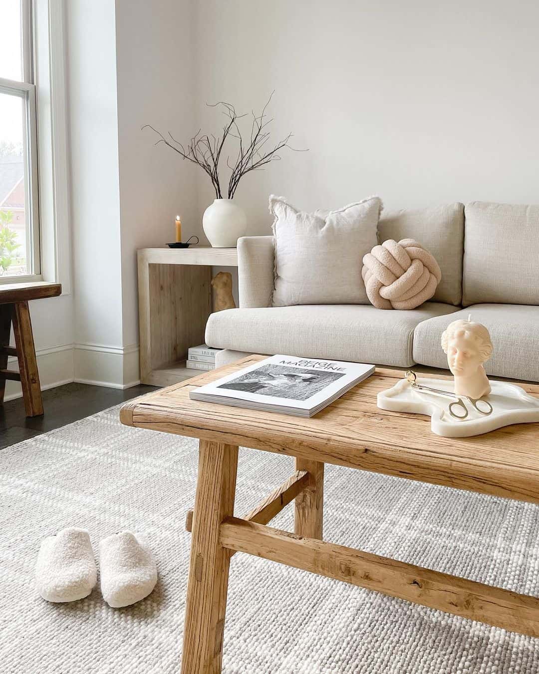 Cozy And Neutral Organic Living Room - Soul & Lane
