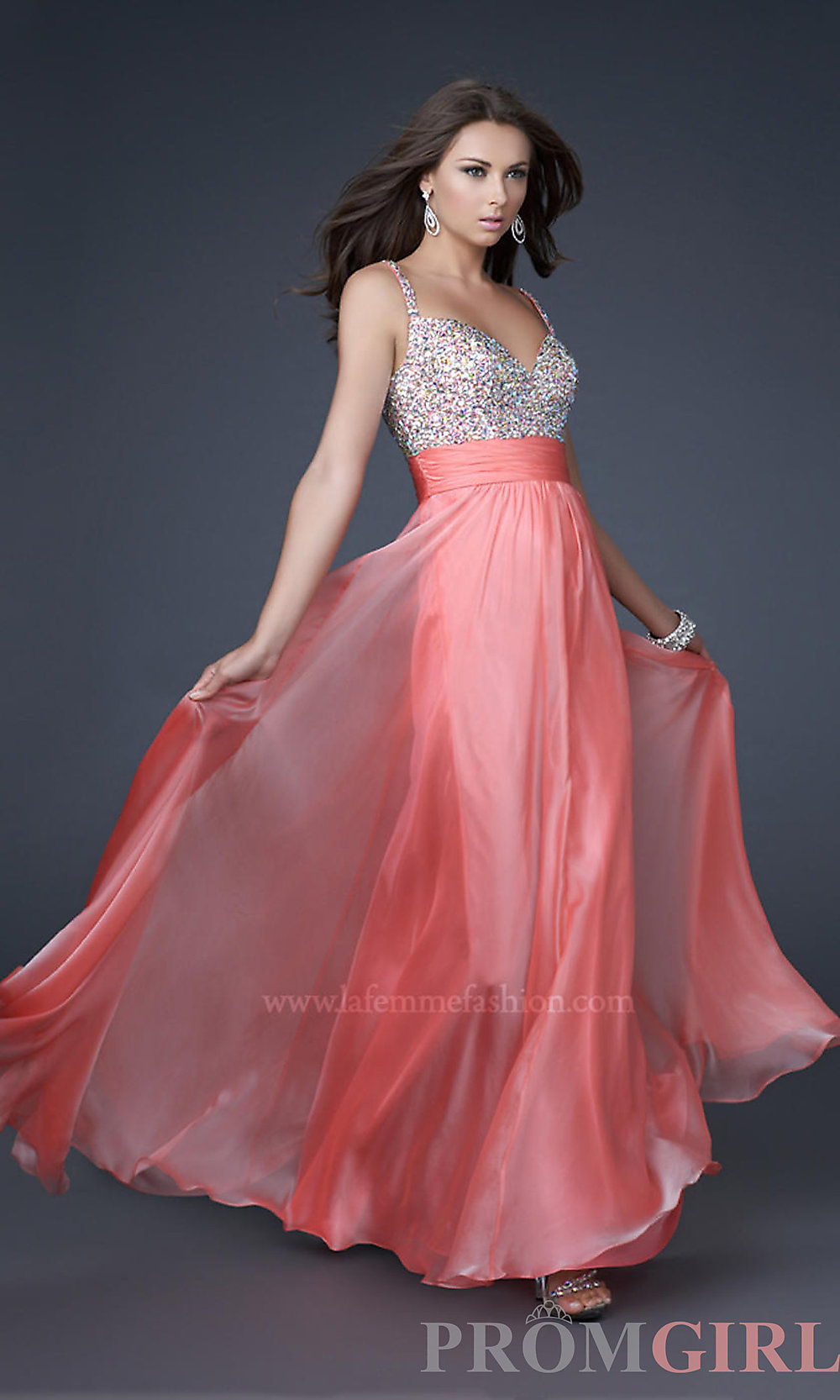Latest Prom Dresses And Fancy Gowns For Weddings And Parties