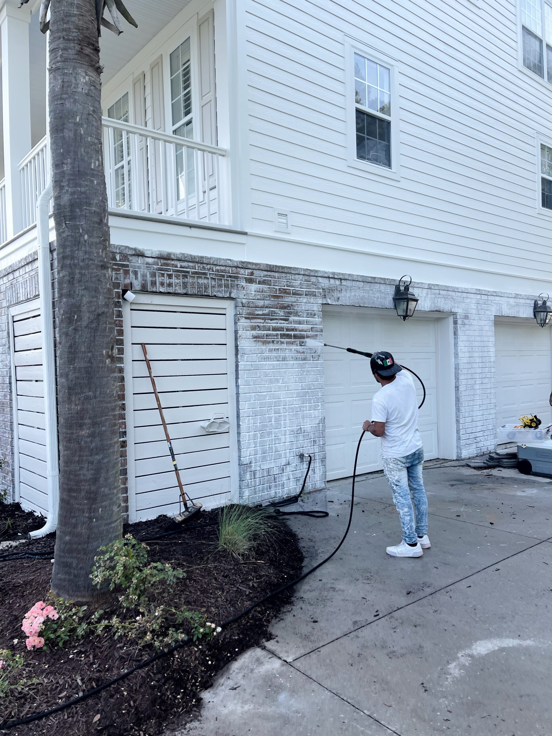 Limewashing Brick| The Coastal Oak