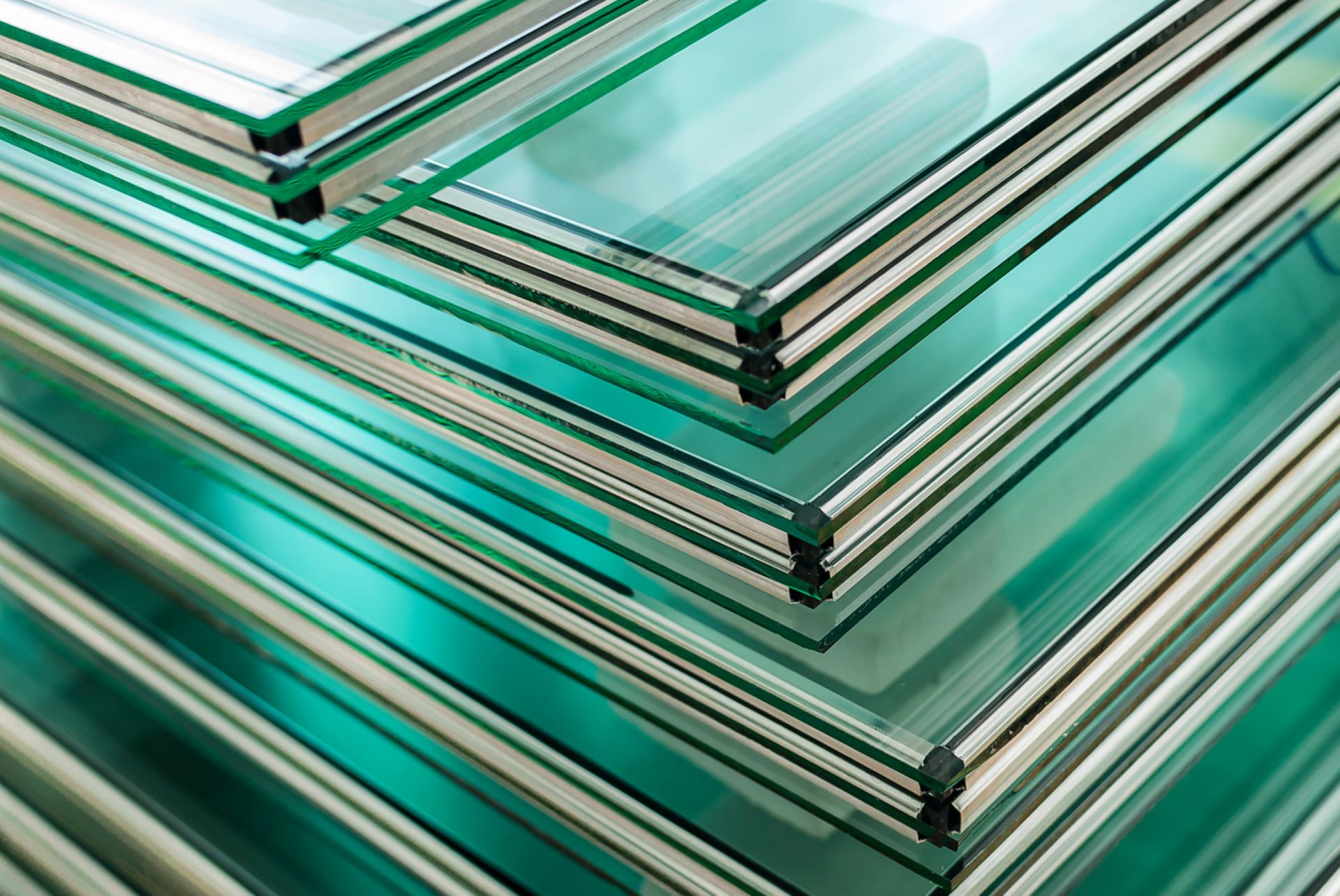 Researchers Develop Game-changing New Glass With 10 Times More Resistance Than What&#39;s Used Today...