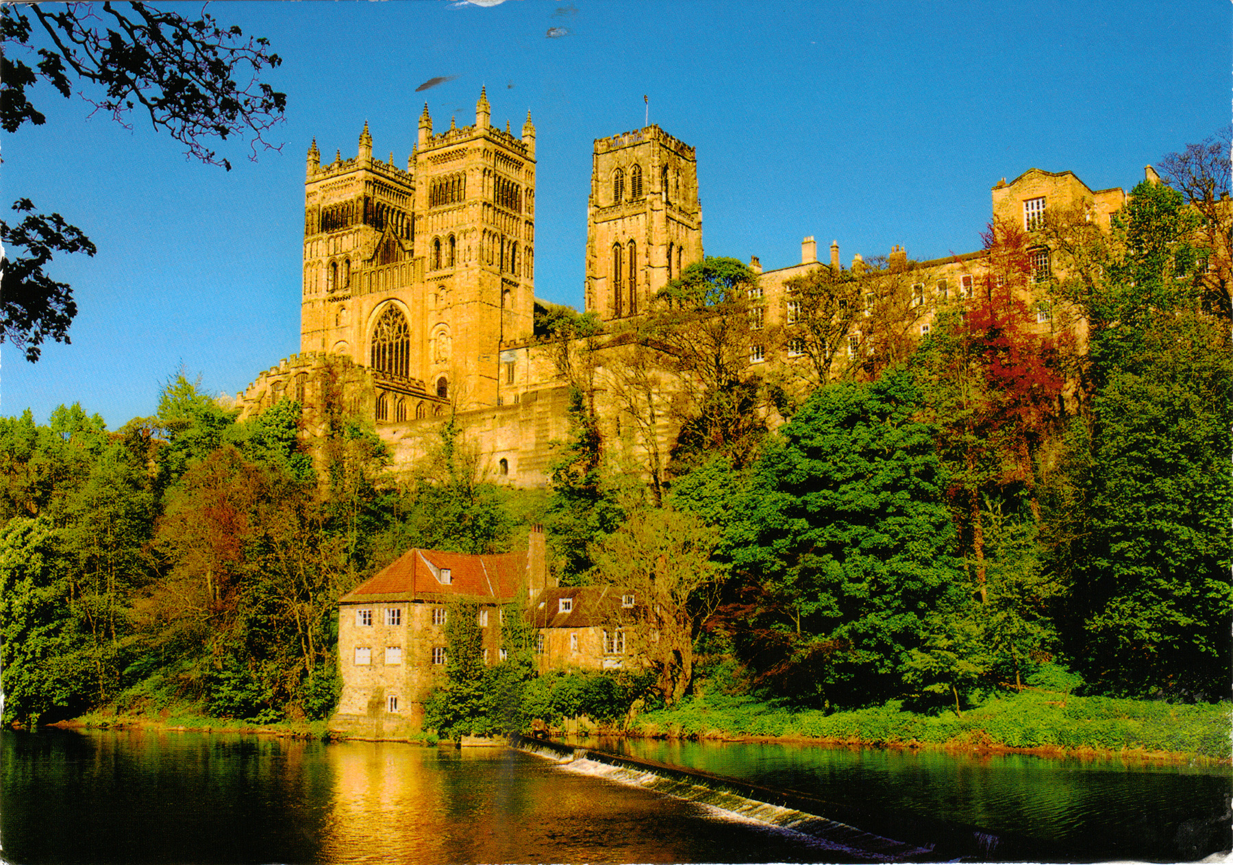 British Wonders: 10 Must-Visit Places in Enchanting England