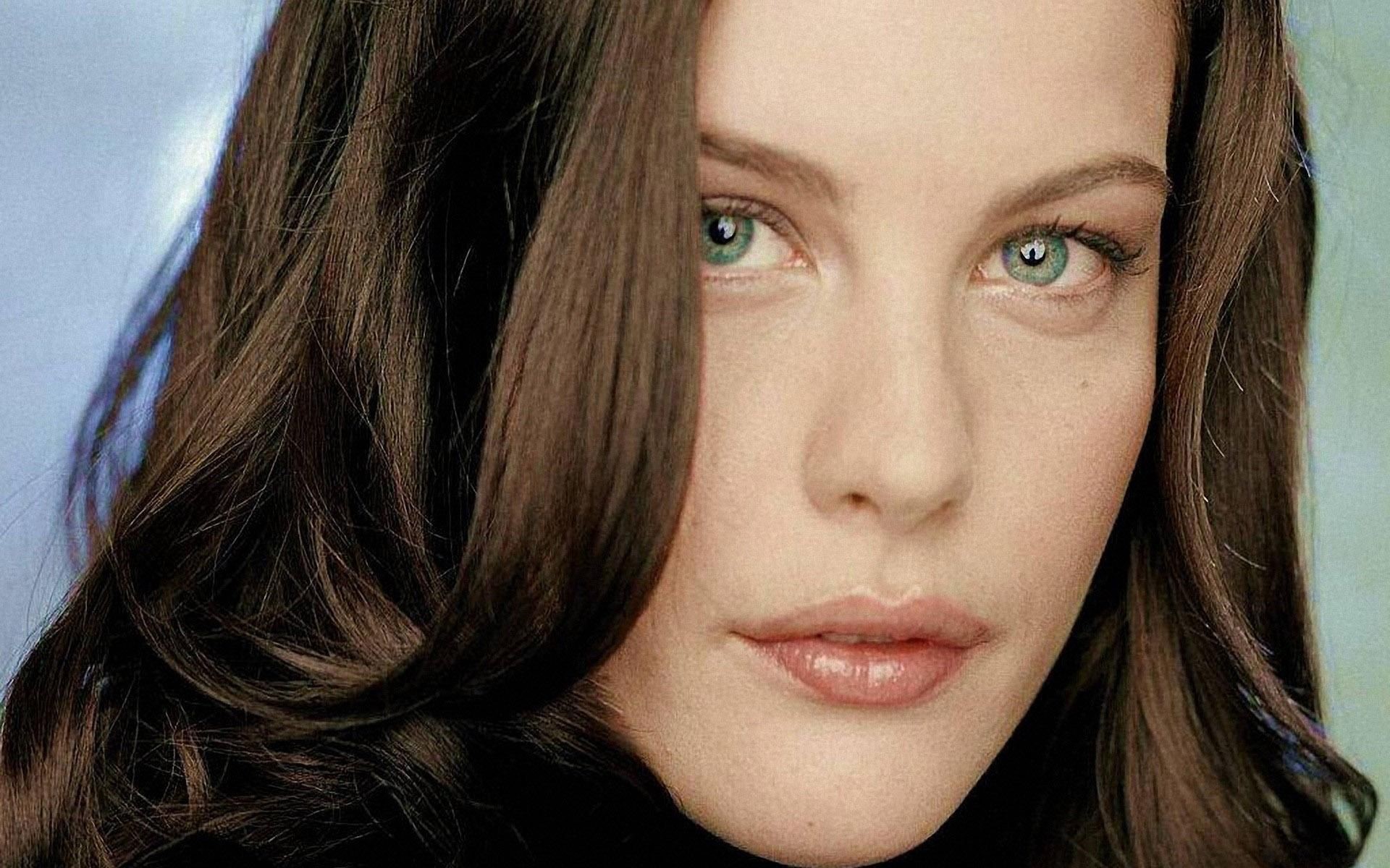 Liv Tyler Laptop Wallpapers - Wallpics.Net - Wallpapers, Photos, Pictures, Backgrounds