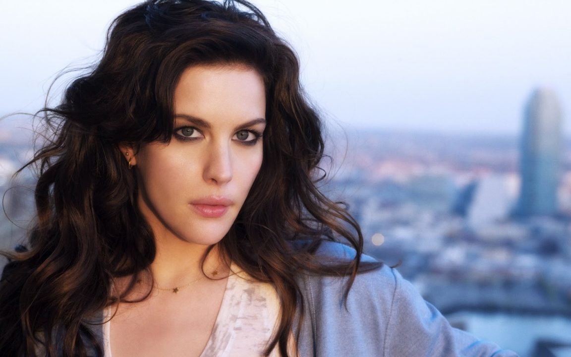 Liv Tyler Photo Gallery - Wallpics.Net - Wallpapers, Photos, Pictures, Backgrounds