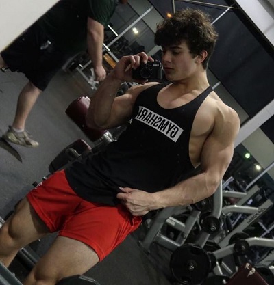 Ryan Clements Bio, Age, Height, Girlfriend, Wiki & Parents