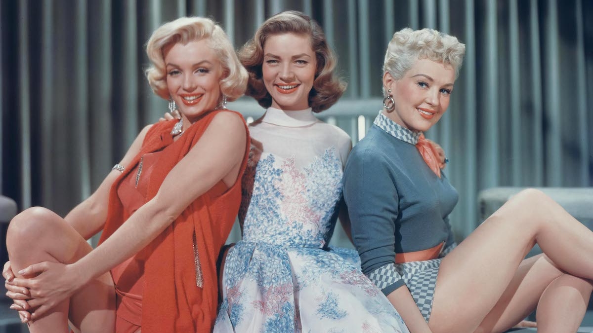 Our Favorite 50s Women Fashion Trends| Woman&#39;s World