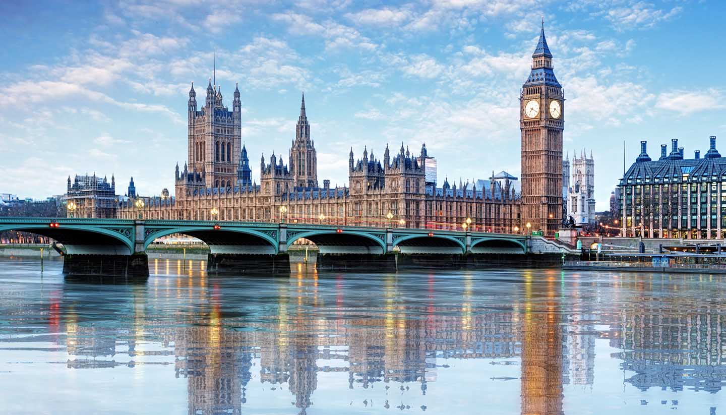 England Travel Guide And Travel Information | World Travel Guide