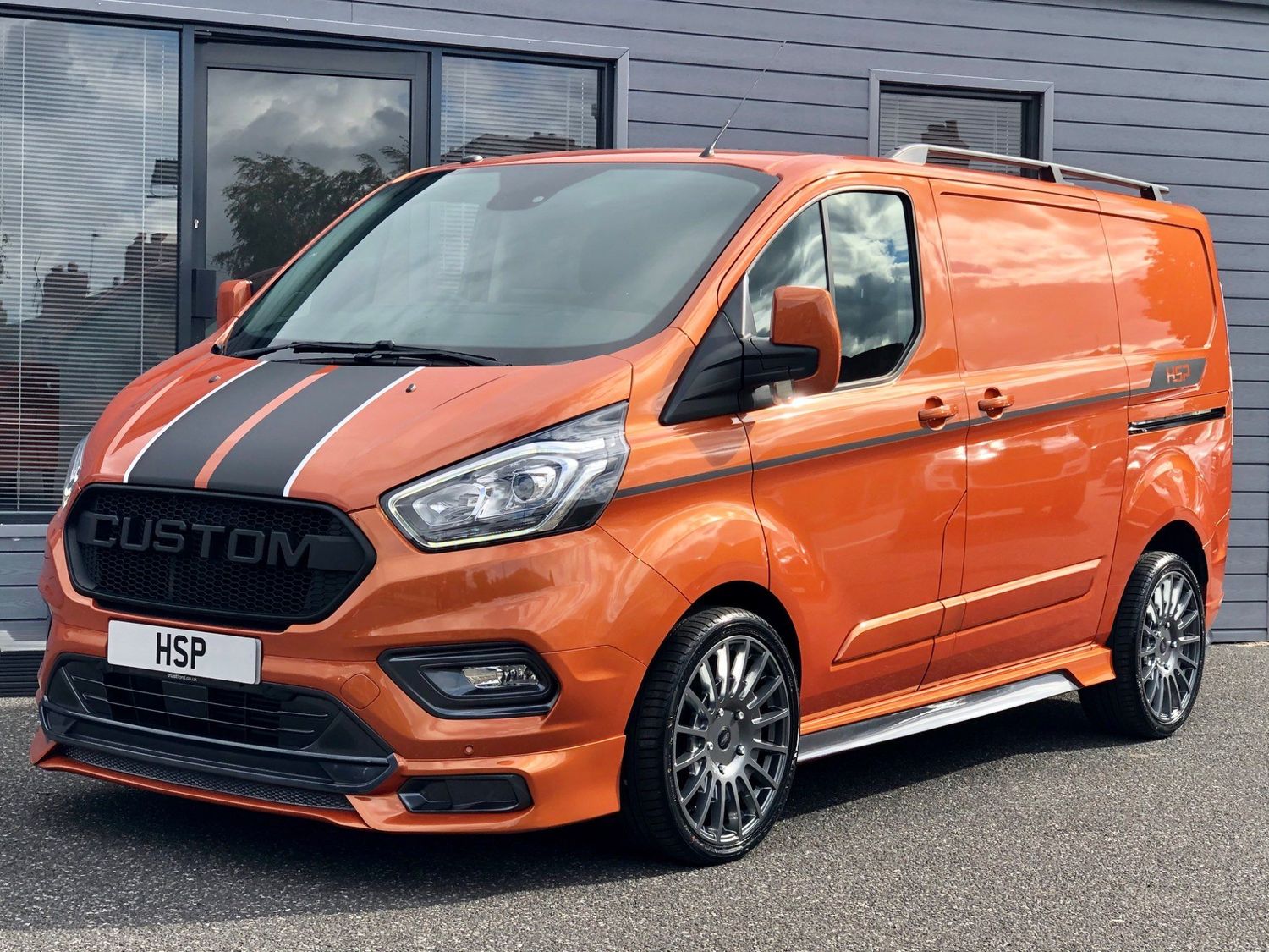 Ford Custom Sport