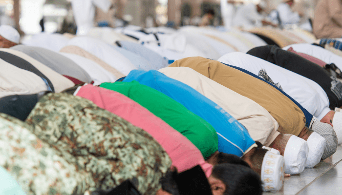 Mengetahui Niat Sholat Idul Fitri & Tata Cara Pelaksanaannya